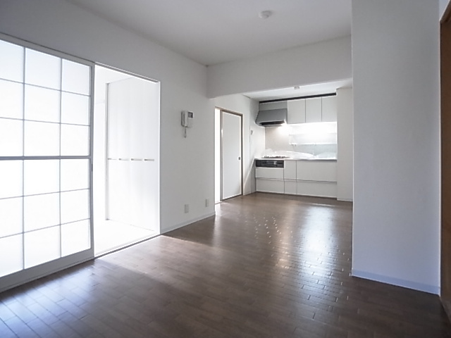 神戸市兵庫区平野町字天王谷東服山のアパート