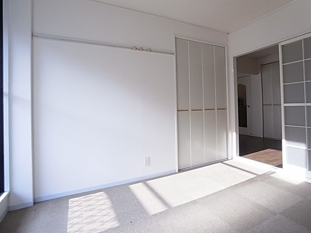 神戸市兵庫区平野町字天王谷東服山のアパートの内装|和室