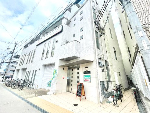 アベニュー藤井寺の外観