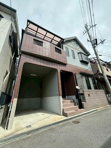 招提中町２丁目　中古一戸建ての外観|新しい生活にいかがでしょうか？外観はお住まいの顔になります。こだわりたいポイントですね。外壁塗装や屋根塗装のご相談も承っております。
■現地内覧・資金計画相談・住宅ローン相談もお問合せ受付中■