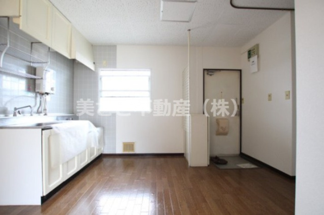 【キッチン】 | ジュネス西八 | DK