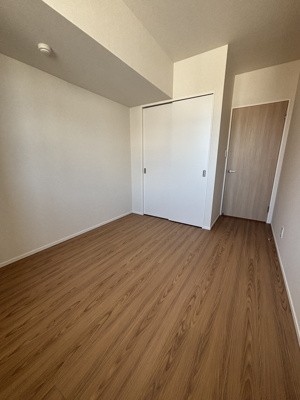 【洋室】 | ルミエール三番町