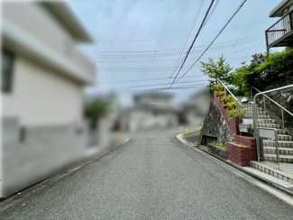 【前面道路含む現地写真】