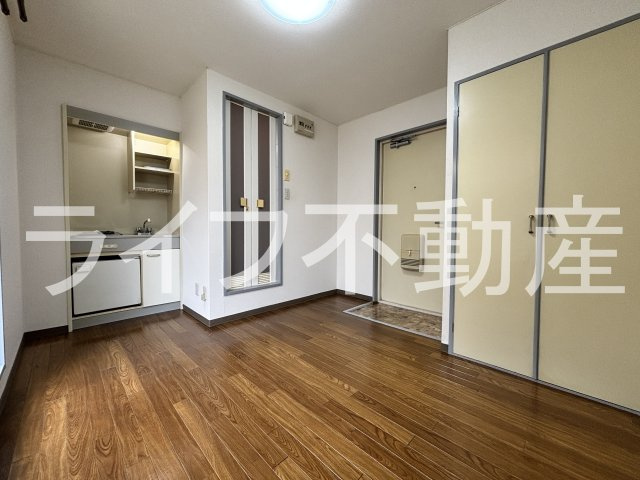 サンハイツ近大前の内装|使いやすい居間です