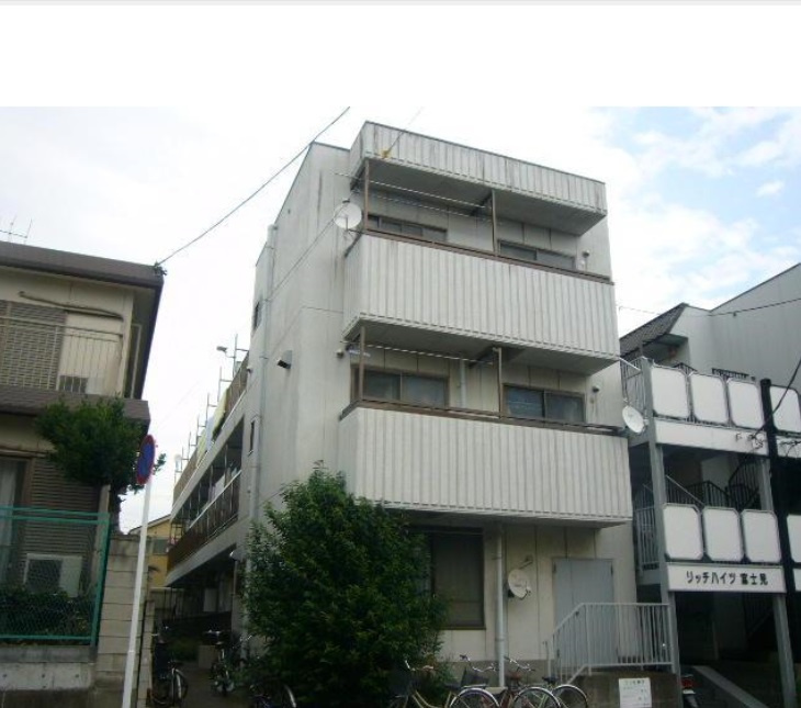 リッチハイツ富士見の外観