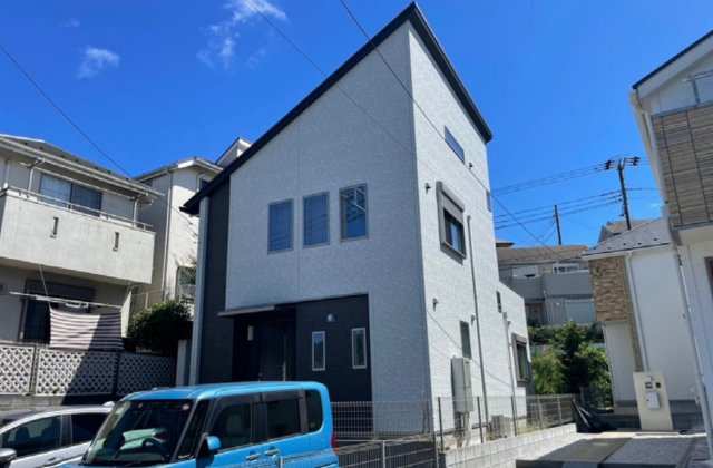 横浜市瀬谷区二ツ橋町 中古戸建て【仲介手数料無料】カースペース2台