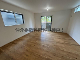 【居間・リビング】 | 神戸市西区狩場台1丁目　新築戸建1号地　仲介手数料無料！ | ゆったりとしたリビングです