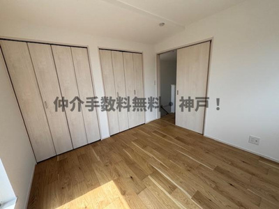 【洋室】 | 神戸市西区狩場台1丁目　新築戸建1号地　仲介手数料無料！ | 広々とした洋室です