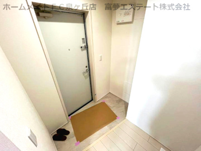 【玄関】 | ポプラーレ狭山Ⅱ | ※イメージ　同物件別号室の写真