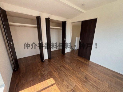 【収納】 | 神戸市西区狩場台1丁目　新築戸建2号地　仲介手数料無料！ | 大きなスペースがあり、収納には困りません
