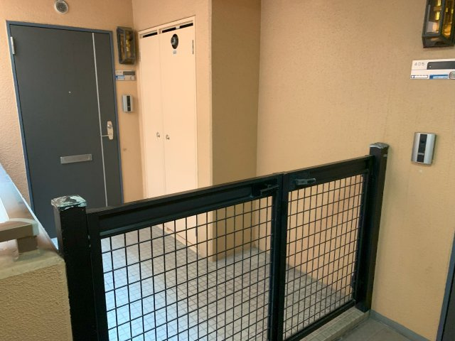 ワコーレ明石マリンプレイスの玄関|専用ポーチ付