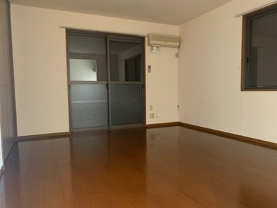  | スクウェア･ヒル Ｃ | シャッター雨戸