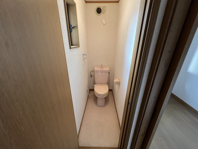 岐阜県大垣市長松町のトイレ|落ち着いたトイレです