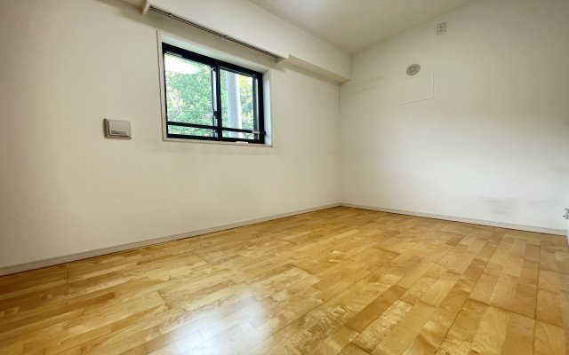 プロスタイル長津田の洋室|家族一人ひとりの大切なプライベート空間。趣味に合わせて使って頂けるようシンプルに仕上げてあります。暮らし心地を大きく左右する収納を、適材適所に配置し使い勝手を考慮しました。