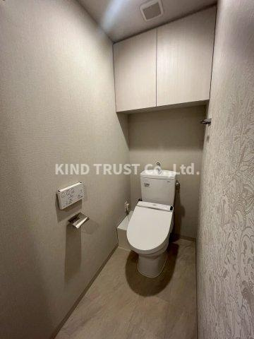 レジェイド南森町のトイレ|ゆったりとした空間のトイレです