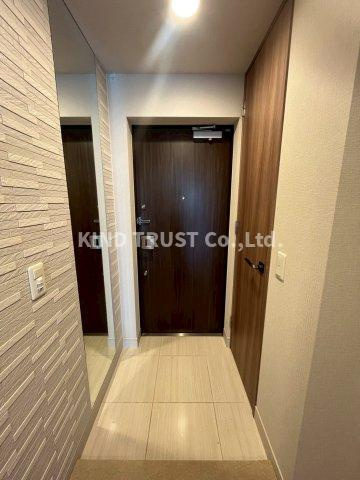 レジェイド南森町の玄関|シンプルで使いやすい玄関です