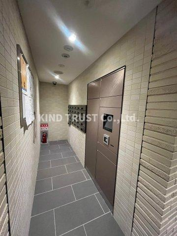 レジェイド南森町のロビー|建物の内部です