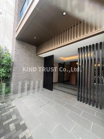 レジェイド南森町のエントランス|落ち着いたエントランスです