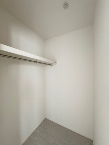 Adoble+ーアドブル＋小倉南区下貫3丁目3期　【小倉南区　新築戸建て】の収納|ウォークインクローゼットがあり、衣類をたくさん収納できます。　【小倉南区　新築戸建て】