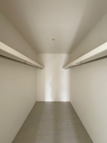 Adoble+ーアドブル＋小倉南区下貫3丁目3期　【小倉南区　新築戸建て】の収納|WICは季節外の衣類や布団なども、かさばることなくしまえます　【小倉南区　新築戸建て】