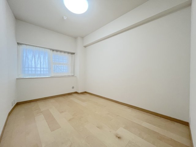 ロワールマンションアール板付弐番館の洋室