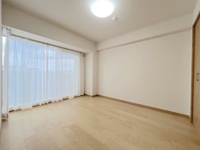ロワールマンションアール板付弐番館の洋室