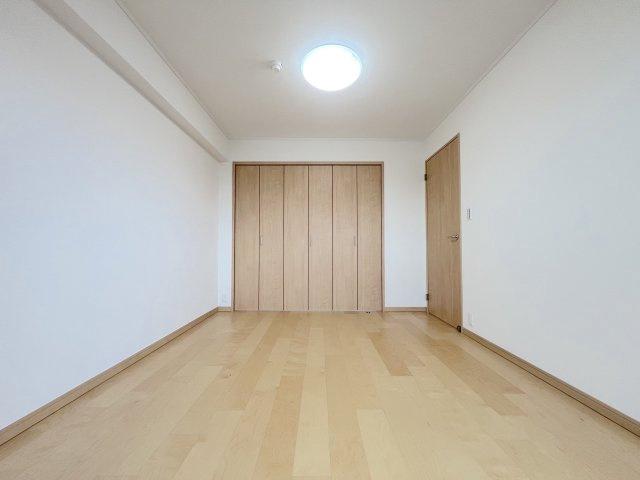 ロワールマンションアール板付弐番館の洋室