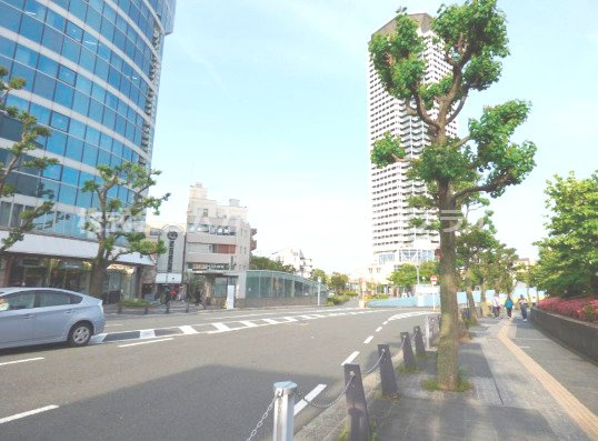 メロード吹田二番館の周辺