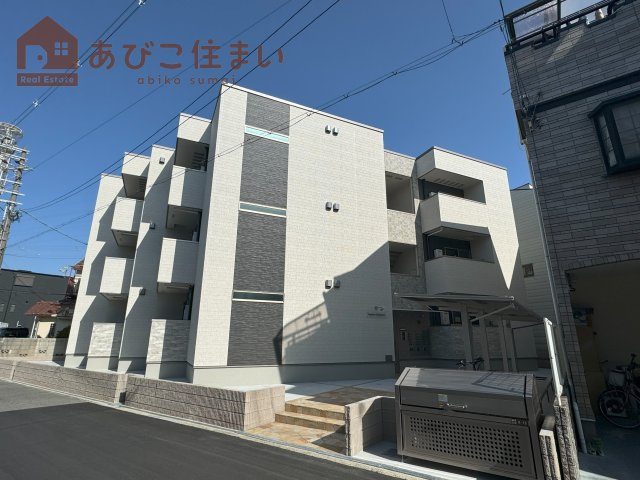 フジパレスエンⅡ号館の外観