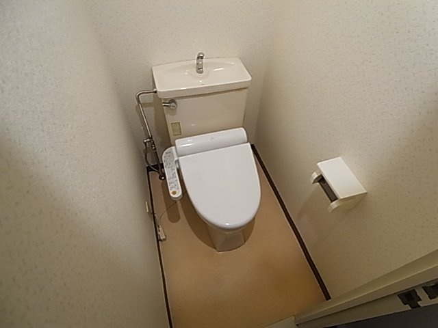 神戸市須磨区若宮町３丁目の賃貸マンションのトイレ|ウォシュレット付