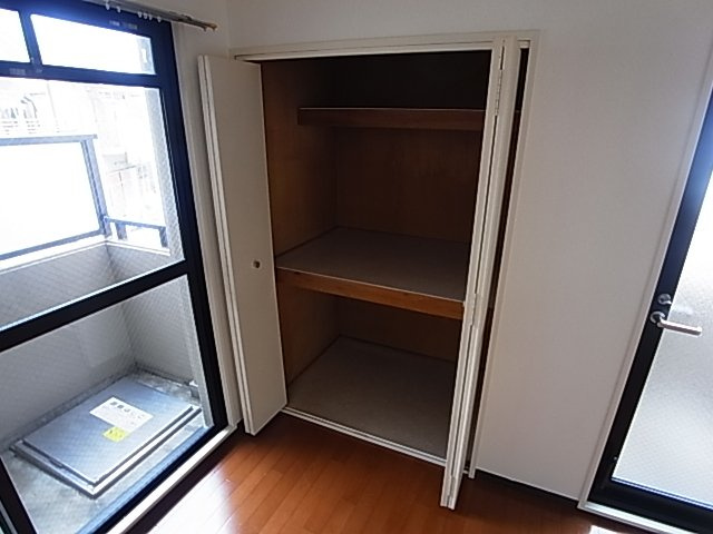 神戸市須磨区若宮町３丁目の賃貸マンションの収納|クローゼット