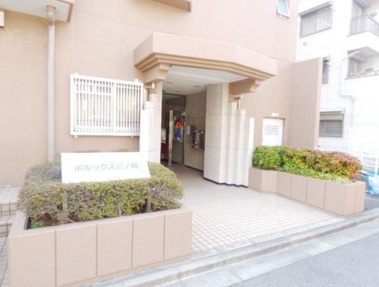 ポルックス三ノ輪のエントランス