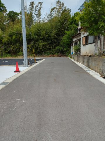 【前面道路含む現地写真】 | 東金市田間　新築戸建