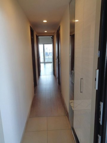 【玄関】 | ※CGで家具小物等を消したイメージです。