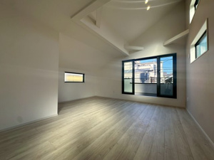 【居間・リビング】 | 2025年12月1日撮影
※1号棟の写真となります。