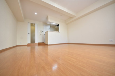 【洋室】 | プレコートオカダ