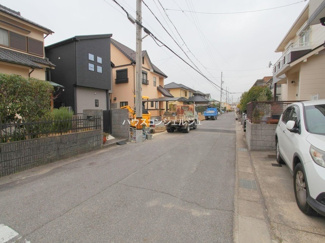 【前面道路含む現地写真】