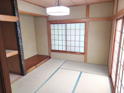 東松山市大字宮鼻の中古一戸建の和室|１階和室（６帖）