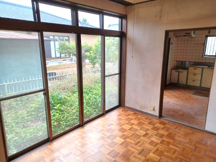 東松山市大字宮鼻の中古一戸建の洋室|１階洋室（６帖）