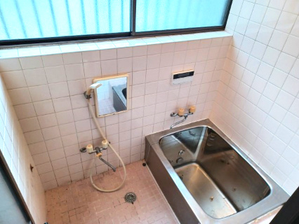 東松山市大字宮鼻の中古一戸建の浴室