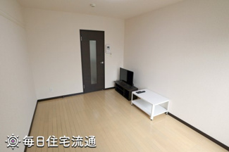 【寝室】 | S