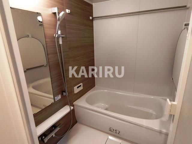 カプリース茶屋町東の浴室