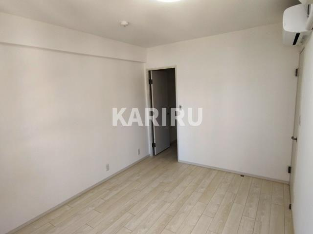 カプリース茶屋町東の寝室