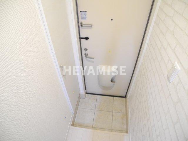 modern palazzo戸石Aの玄関