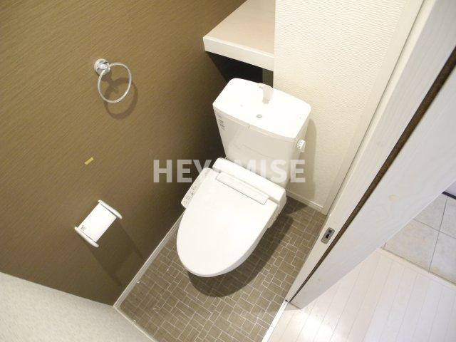 modern palazzo戸石Aのトイレ