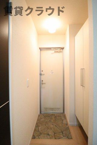 ジェンティーレ ヤマザキの玄関|明るい玄関です