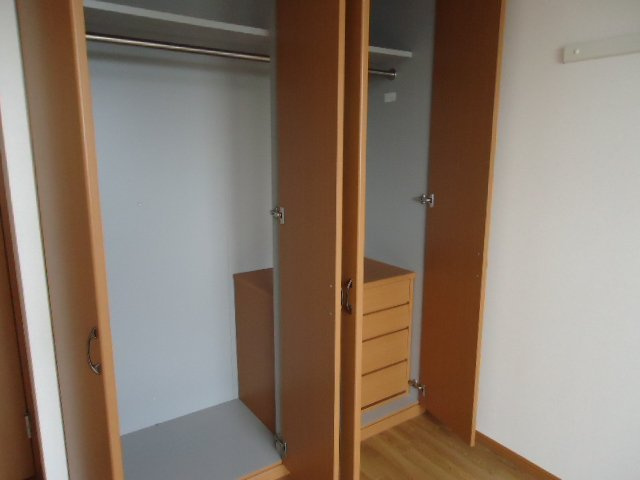 アグレストⅡの収納|クローゼット