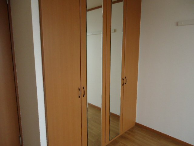 アグレストⅡの収納|クローゼット