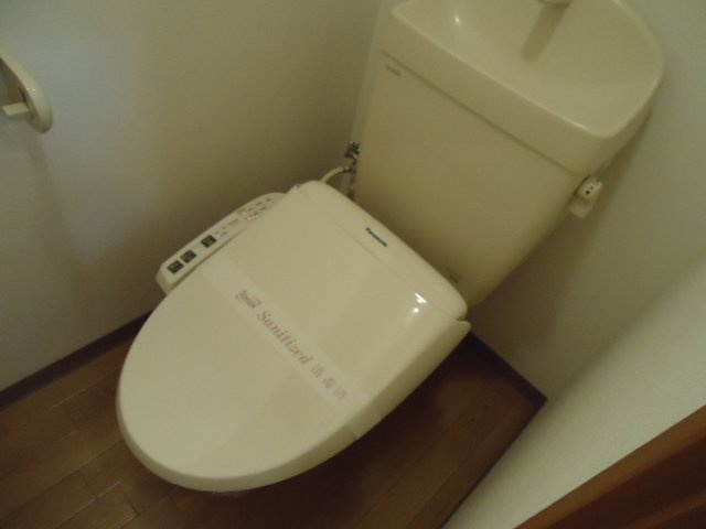 アグレストⅡのトイレ|シャワー付トイレ