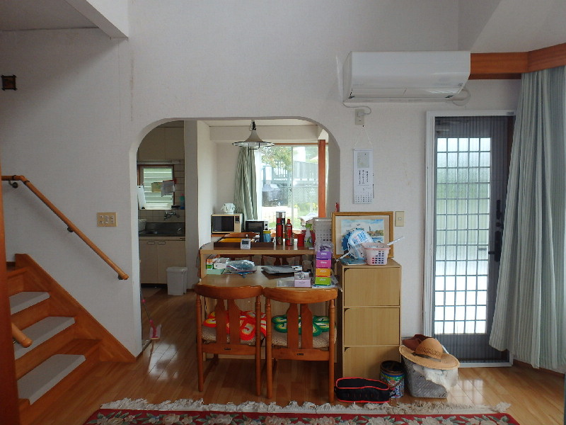 S1722H　碁石が浜分譲地中古住宅の居間・リビング